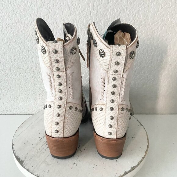 Lane SHOWDOWN Womens White Cowboy Boots 8 Short Western Cowgirl Lace-up Bootie - Picture 3 of 11